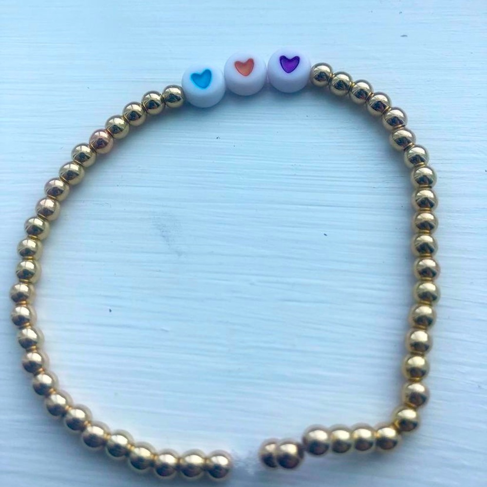 beach beads gold hart bracelet